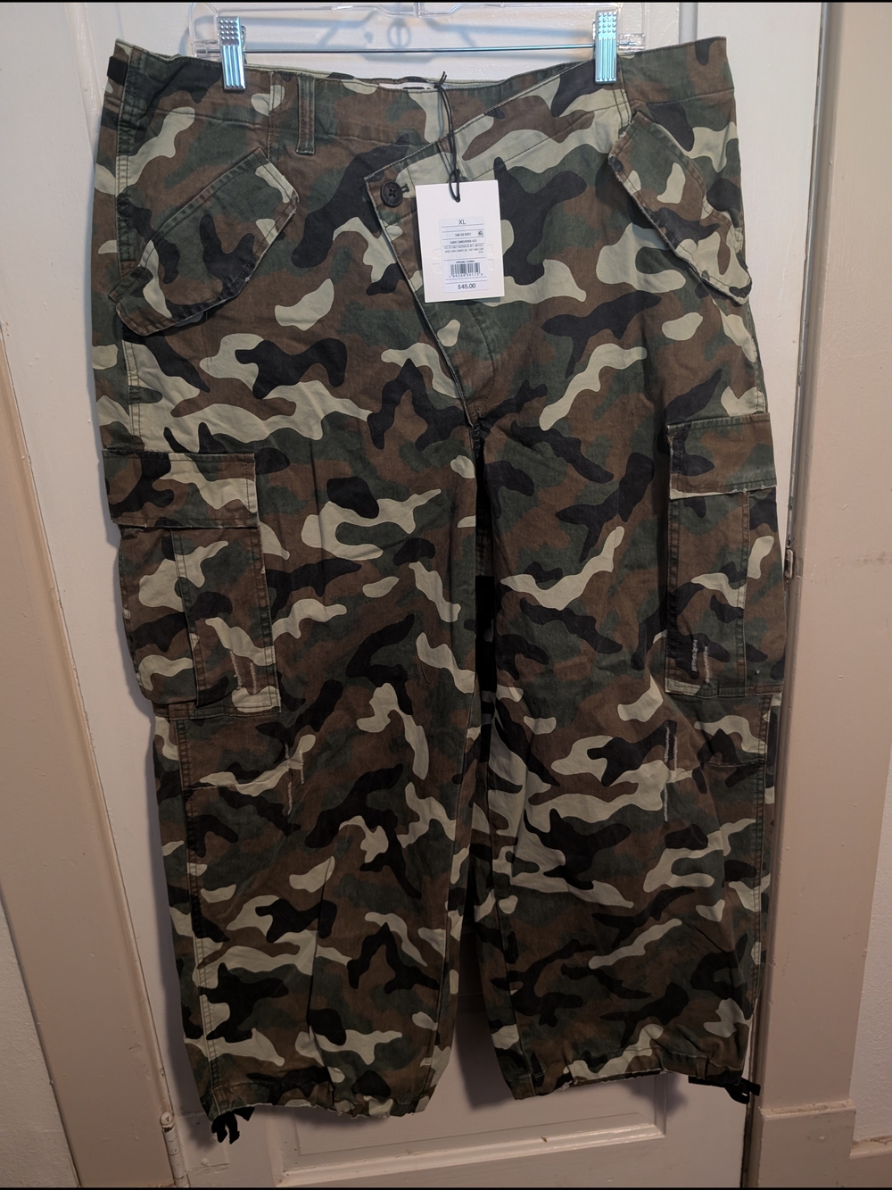 NWT Distressed Camo Cargo Joggers in Green Camouflage KBB By Kahlana